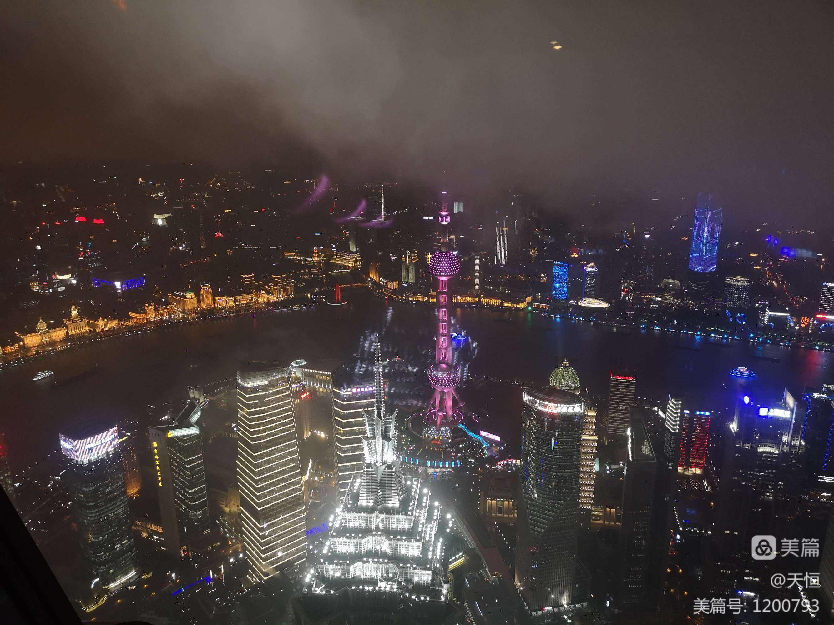 雨天上海适合去哪玩(上海雨天去哪里玩比较好玩)