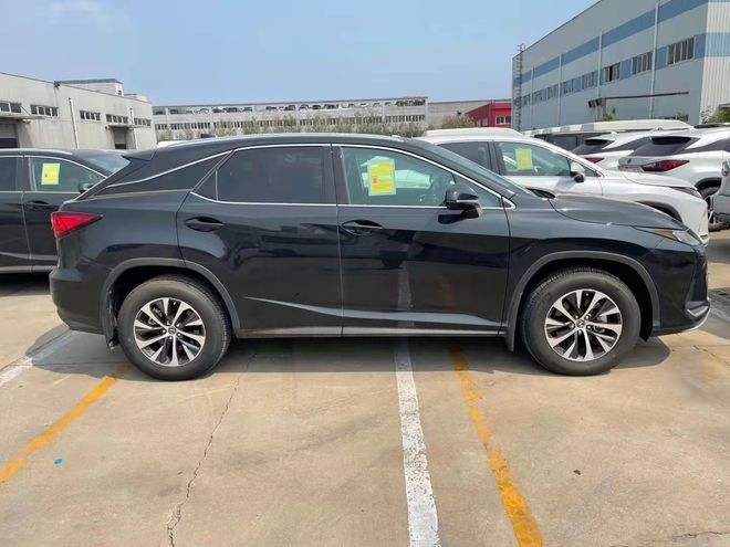 雷克萨斯入门级suv(雷克萨斯入门级越野车报价)