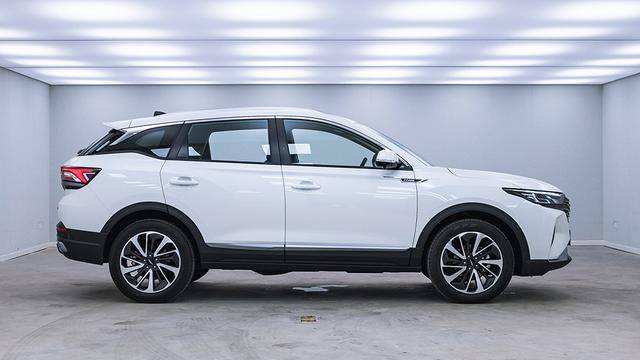 风神7座suv(风神7座报价及图片)